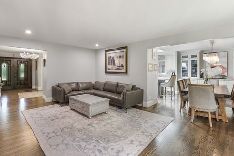 Tiny photo for 372 Longacres Lane, Palatine, IL 60067 (MLS # 12433283)