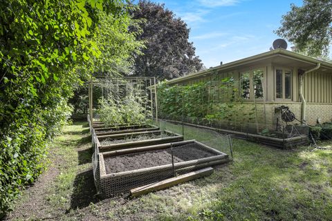 Tiny photo for 372 Longacres Lane, Palatine, IL 60067 (MLS # 12433283)