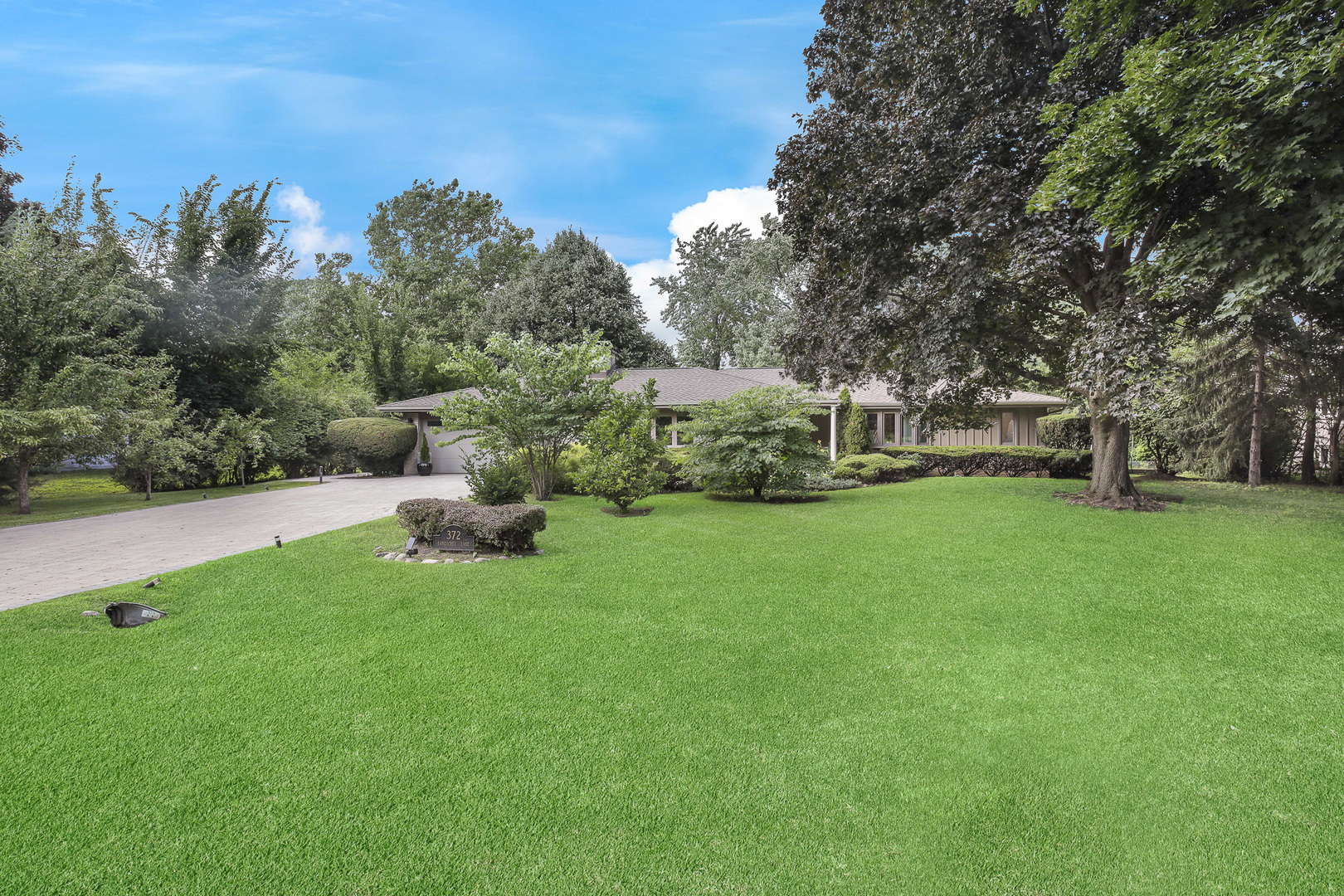 372 Longacres Lane