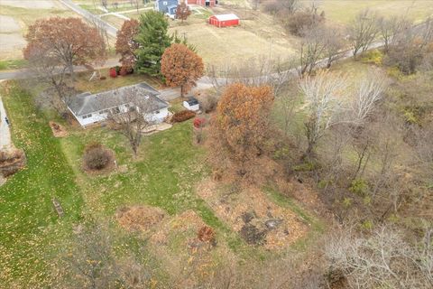 Tiny photo for 14509 Twin Grove Road, Bloomington, IL 61705 (MLS # 12510710)