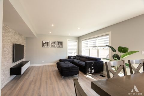 Tiny photo for 693 Harp Avenue, Volo, IL 60073 (MLS # 12550337)