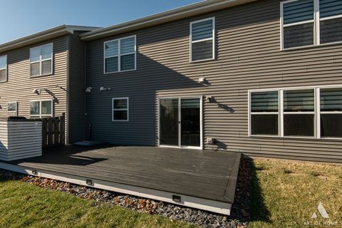 Tiny photo for 693 Harp Avenue, Volo, IL 60073 (MLS # 12550337)