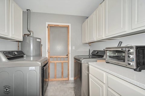 Tiny photo for 1317 Cumberland Circle, Elk Grove Village, IL 60007 (MLS # 12785616)