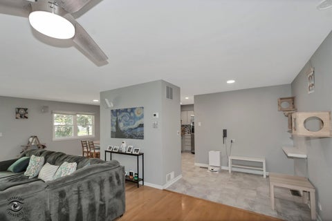Tiny photo for 1317 Cumberland Circle, Elk Grove Village, IL 60007 (MLS # 12785616)