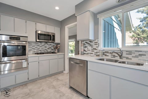 Tiny photo for 1317 Cumberland Circle, Elk Grove Village, IL 60007 (MLS # 12785616)