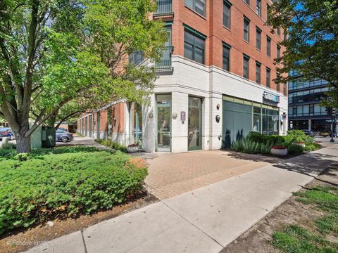 Photo of 125 N Euclid Avenue #204, Oak Park, IL 60301 (MLS # 12673282)