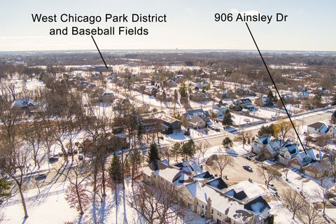 Tiny photo for 906 Ainsley Drive #4, West Chicago, IL 60185 (MLS # 12554285)