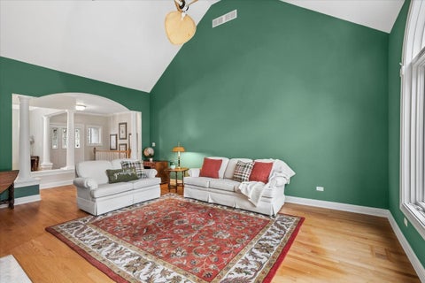 Tiny photo for 25022 W Palmer Court, Antioch, IL 60002 (MLS # 12762369)