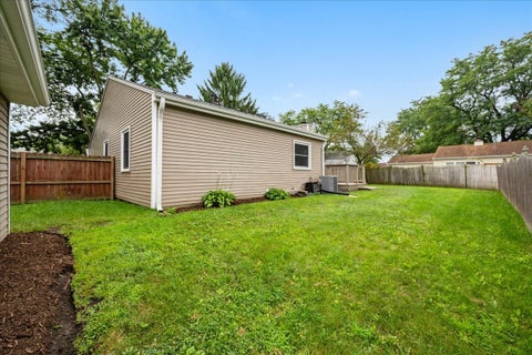 Tiny photo for 2690 CROSSCREEK Court, Aurora, IL 60502 (MLS # 12730993)
