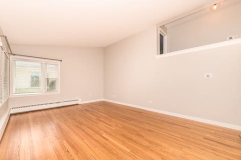 Tiny photo for 112 N Broadway Avenue, Park Ridge, IL 60068 (MLS # 12711340)