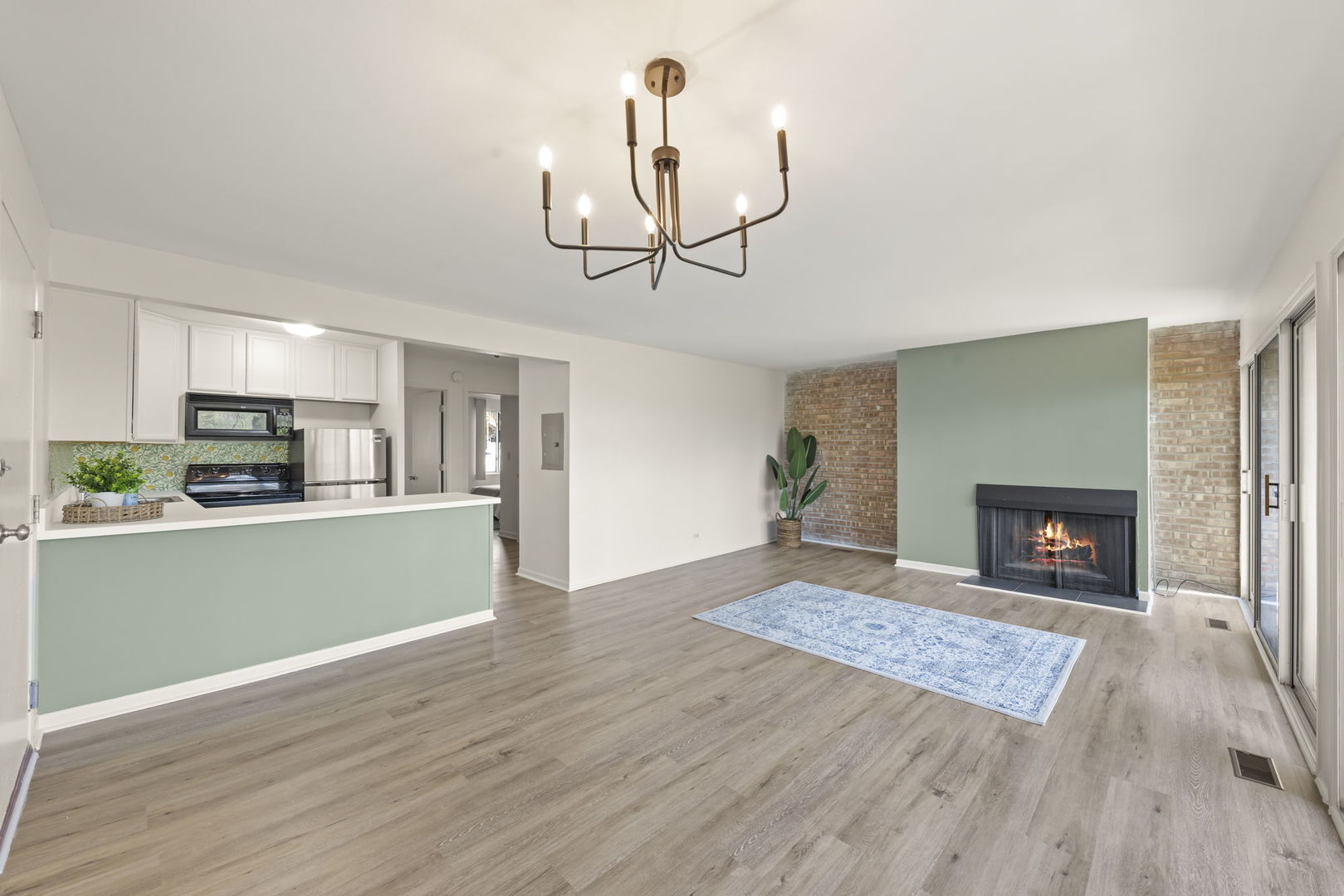 5821 Oakwood Drive A