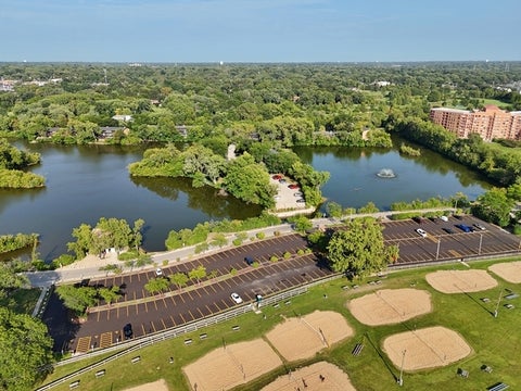 Tiny photo for 5821 Oakwood Drive #A, Lisle, IL 60532 (MLS # 12645053)