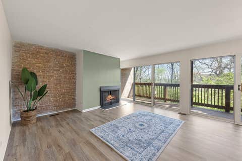 Tiny photo for 5821 Oakwood Drive #A, Lisle, IL 60532 (MLS # 12645053)