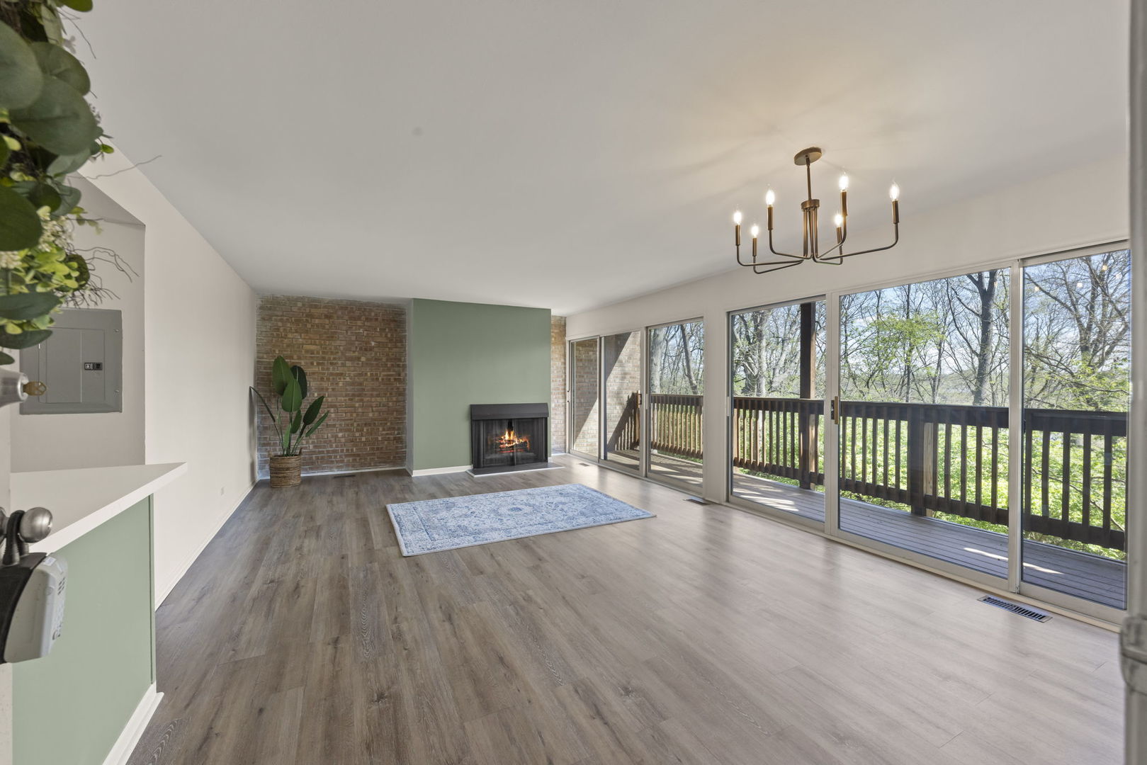 5821 Oakwood Drive A