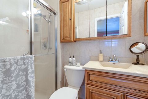 Tiny photo for 1157 Middlebury Lane #B1, Wheeling, IL 60090 (MLS # 12533234)