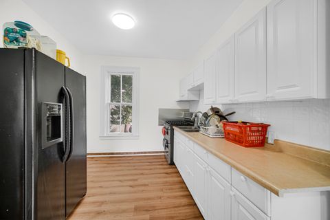 Tiny photo for 518 Raymond Street, Elgin, IL 60120 (MLS # 12434185)