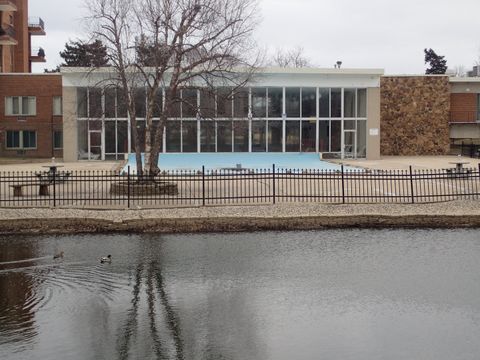 Tiny photo for 16 E Old Willow Road #435S, Prospect Heights, IL 60070 (MLS # 12578767)