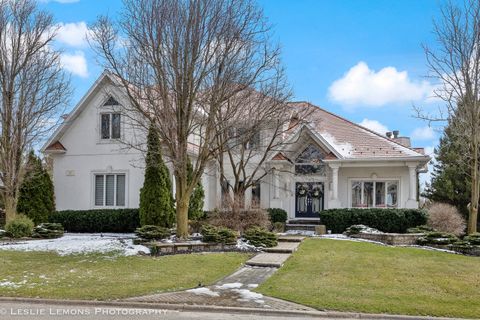 Photo of 11 Loblolly Court, Lemont, IL 60439 (MLS # 12628425)