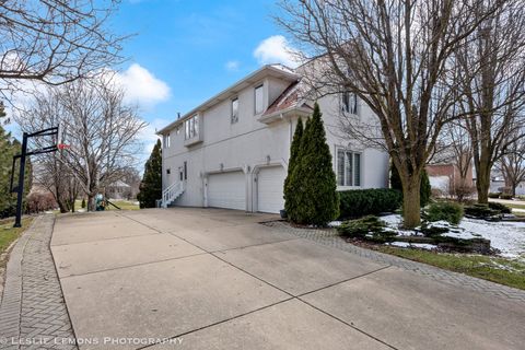 Tiny photo for 11 Loblolly Court, Lemont, IL 60439 (MLS # 12628425)