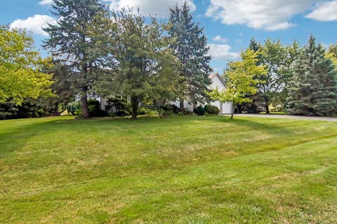Tiny photo for 4619 Cornerstone Drive, Winthrop Harbor, IL 60096 (MLS # 12726053)