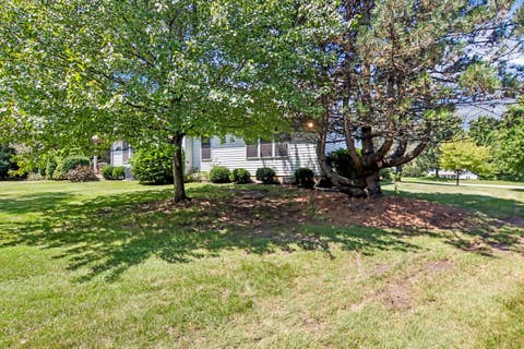Tiny photo for 4619 Cornerstone Drive, Winthrop Harbor, IL 60096 (MLS # 12726053)