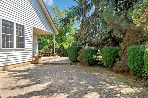 Tiny photo for 4619 Cornerstone Drive, Winthrop Harbor, IL 60096 (MLS # 12726053)