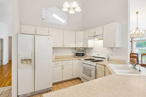 Tiny photo for 4619 Cornerstone Drive, Winthrop Harbor, IL 60096 (MLS # 12726053)
