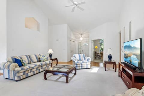 Tiny photo for 4619 Cornerstone Drive, Winthrop Harbor, IL 60096 (MLS # 12726053)