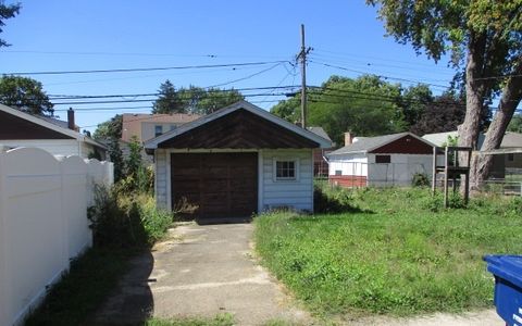 A home in Evergreen Park