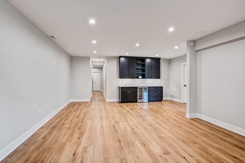 Tiny photo for 129 Harding Court, Glen Ellyn, IL 60137 (MLS # 12385882)