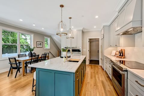 Tiny photo for 129 Harding Court, Glen Ellyn, IL 60137 (MLS # 12385882)