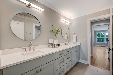 Tiny photo for 129 Harding Court, Glen Ellyn, IL 60137 (MLS # 12385882)