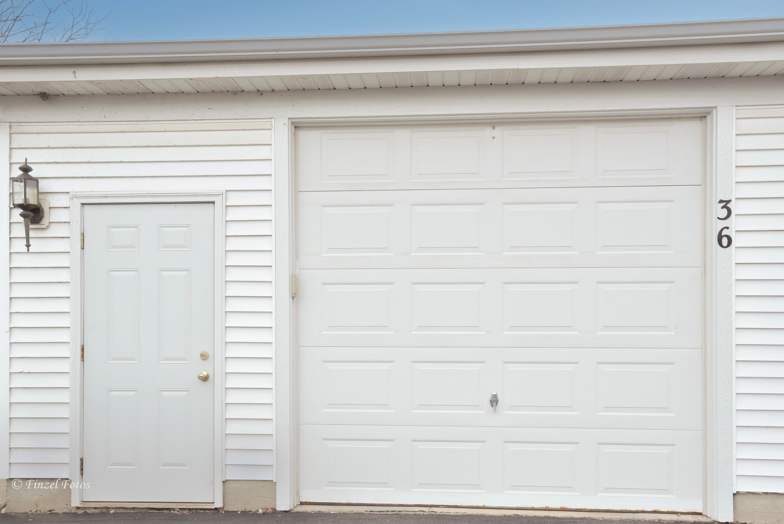 2215 Aurora Drive 6