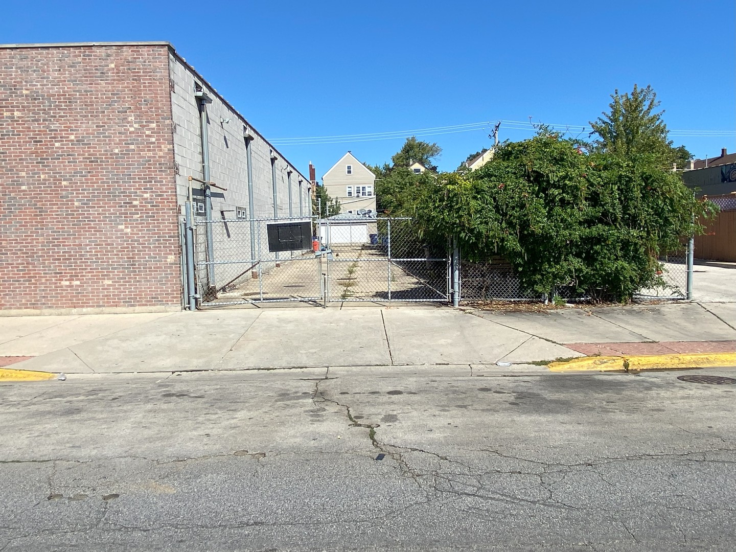 5424-28 W 25th Street