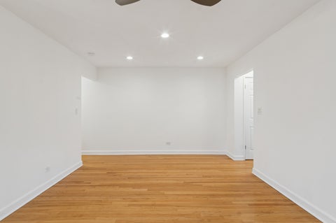 Tiny photo for 820 Seward Street #2F, Evanston, IL 60202 (MLS # 12772003)