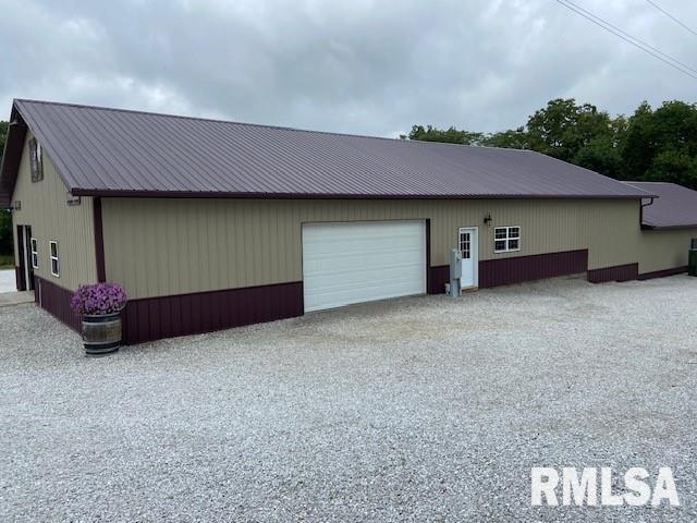 2142 N Hancock County Road