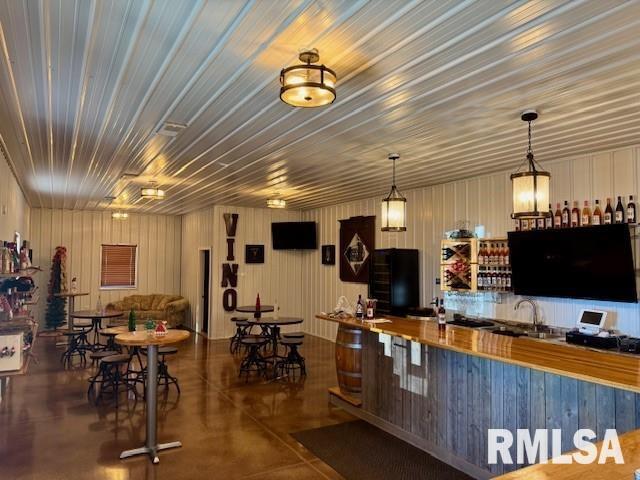 2142 N Hancock County Road