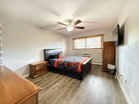 Tiny photo for 1313 S Rebecca Road #118, Lombard, IL 60148 (MLS # 12471835)