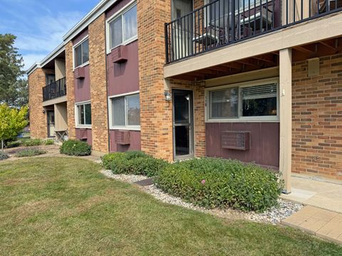 Tiny photo for 1313 S Rebecca Road #118, Lombard, IL 60148 (MLS # 12471835)