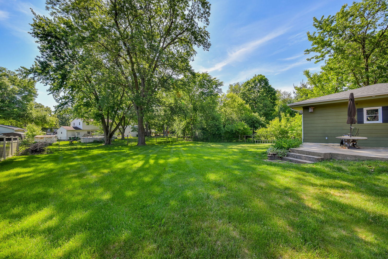 Properties 1 136 Hamlet Street
