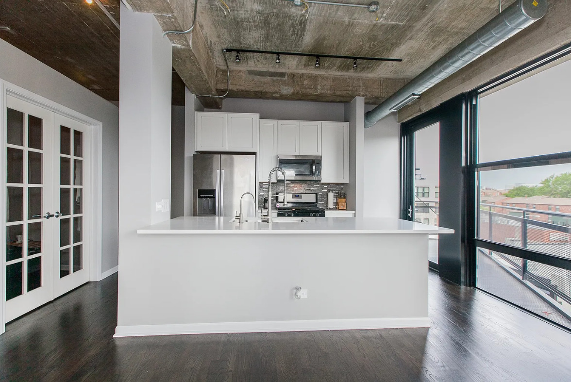 1000 W 15th Street 328