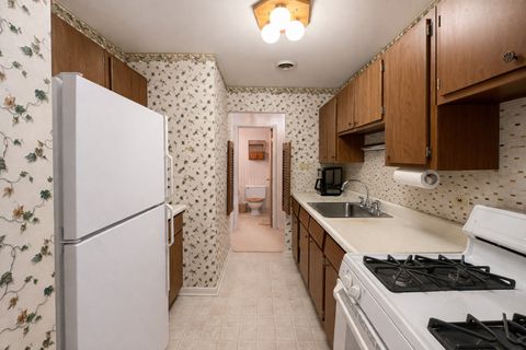 Tiny photo for 9820 S Pulaski Road #122, Oak Lawn, IL 60453 (MLS # 12568653)