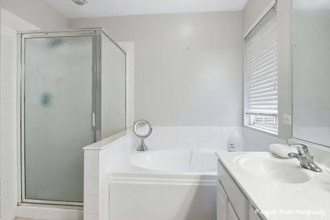 Tiny photo for 6044 Canterbury Lane #9-3, Hoffman Estates, IL 60192 (MLS # 12701999)