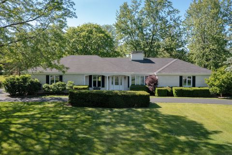 Photo of 1812 Prestwick Drive, Inverness, IL 60067 (MLS # 12656149)