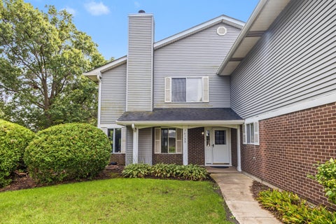 Photo of 7615 Bristol Court #B, Woodridge, IL 60517 (MLS # 12775259)