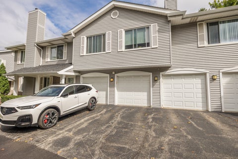 Tiny photo for 7615 Bristol Court #B, Woodridge, IL 60517 (MLS # 12775259)
