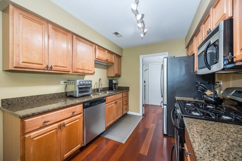 Tiny photo for 7615 Bristol Court #B, Woodridge, IL 60517 (MLS # 12775259)