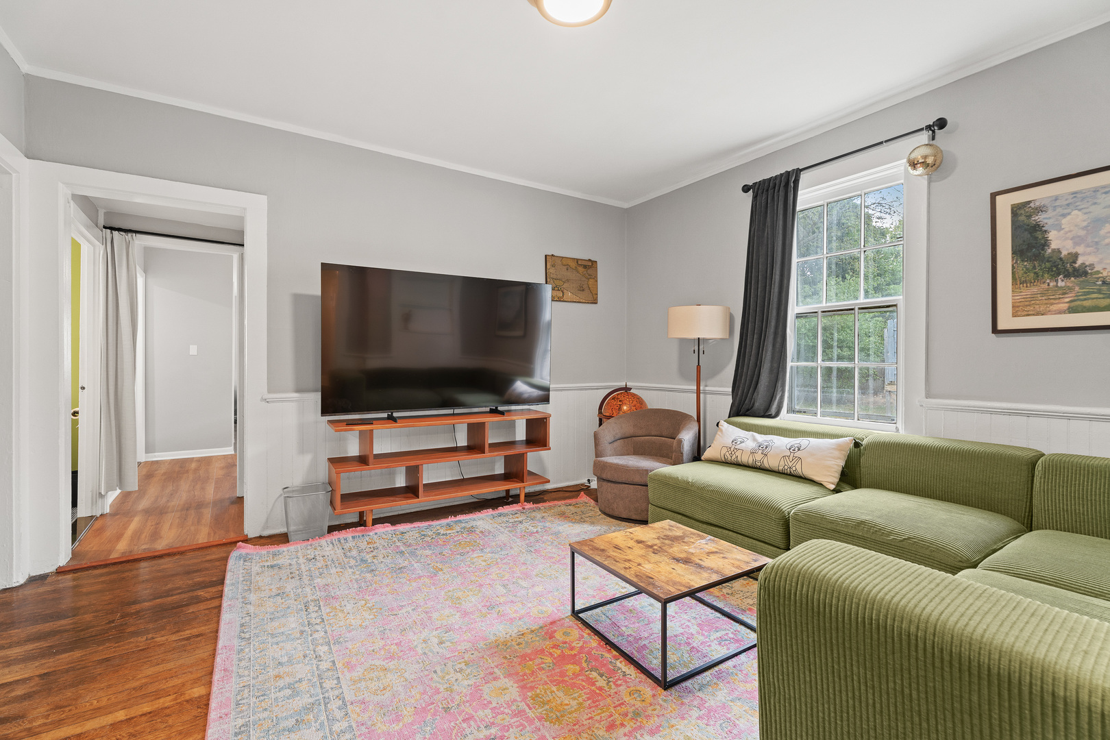 1235 Leon Place
