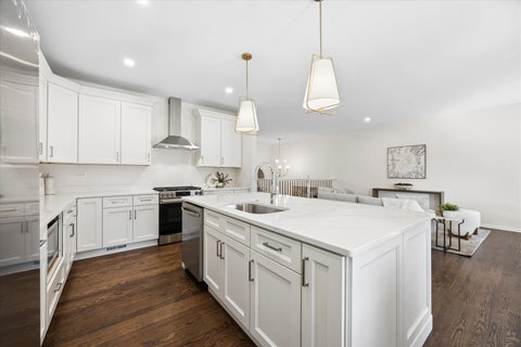 Tiny photo for 585 Linden Court, Geneva, IL 60134 (MLS # 12765225)