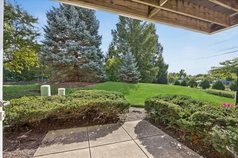 Tiny photo for 585 Linden Court, Geneva, IL 60134 (MLS # 12765225)